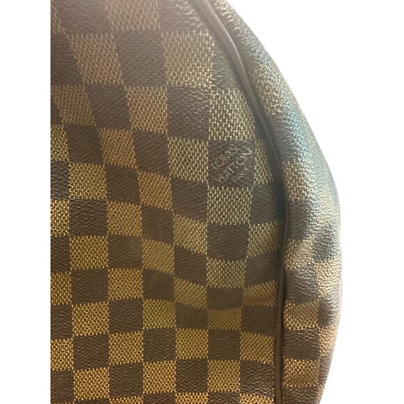 384. Louis Vuitton Keepall Bandolier 45 Damier Ebene Duffle - Picture 4 of 8